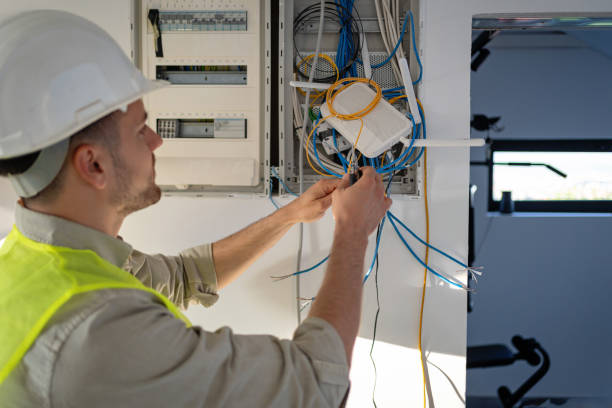 Best Licensed Electrician  in Sealy, TX